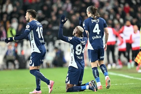 Fenerbahçe'de acı gerçek ortaya çıktı! Mourinho bile çare olamadı...